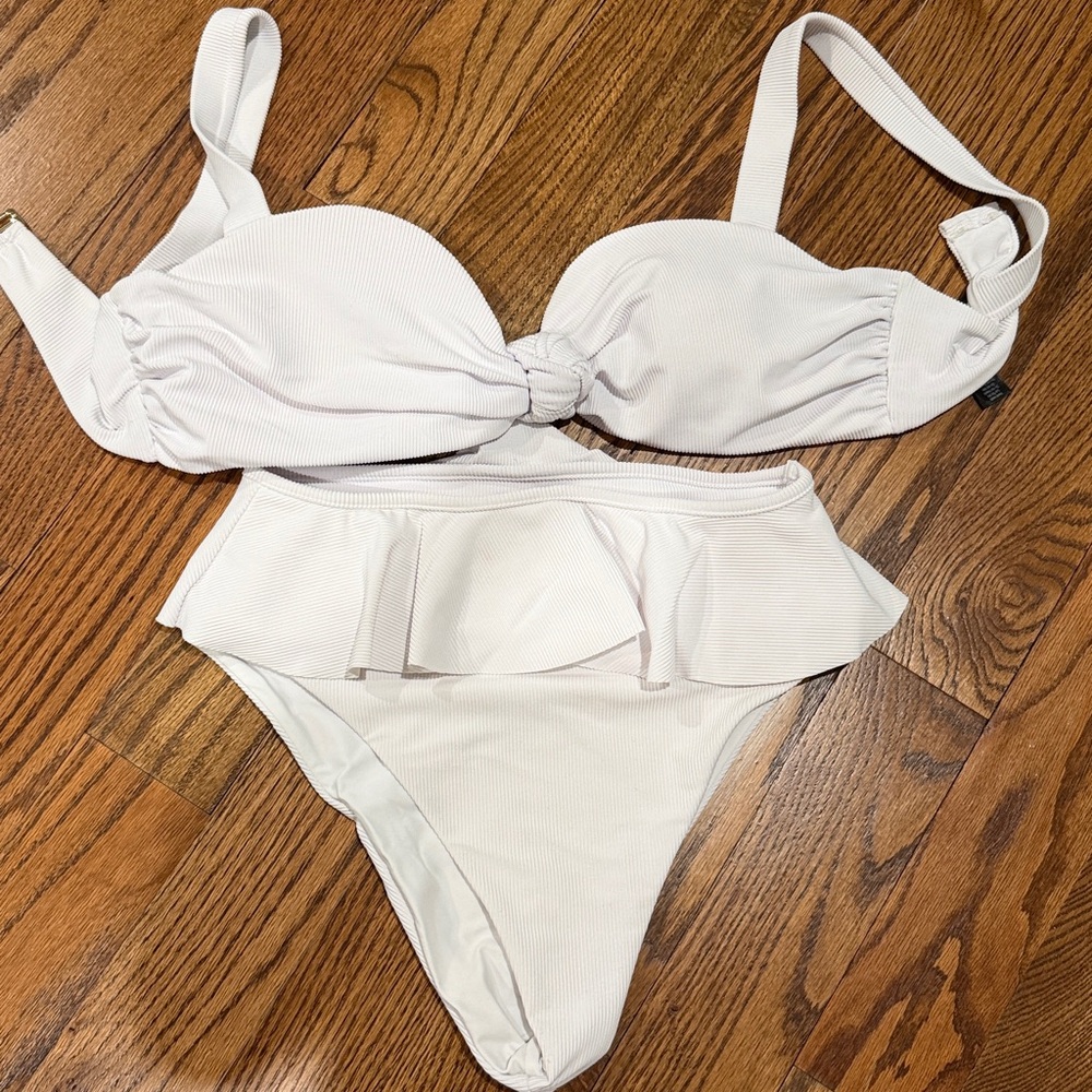 Beach Riot poppy bikini top & daisy bikini bottom